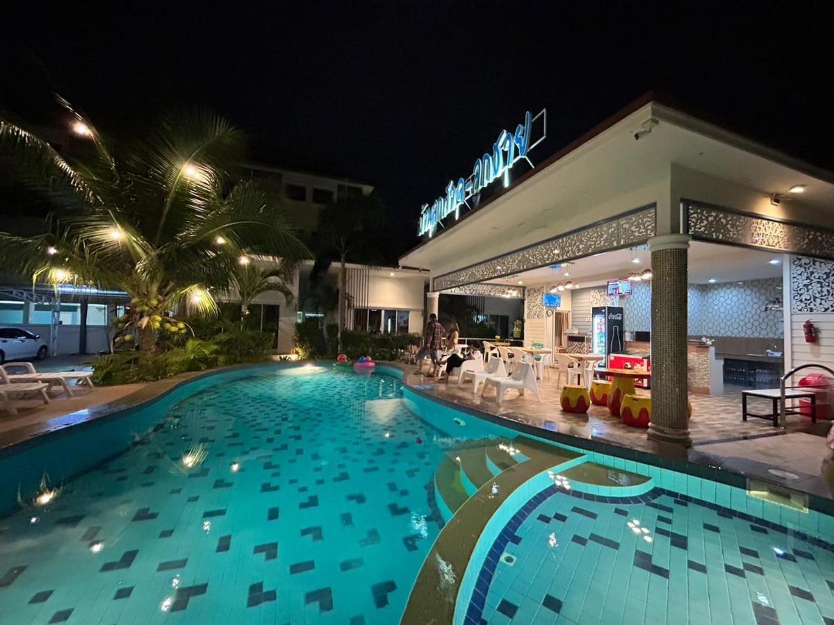 Baanloksouylokchay Hotel HHQ Buitenkant foto
