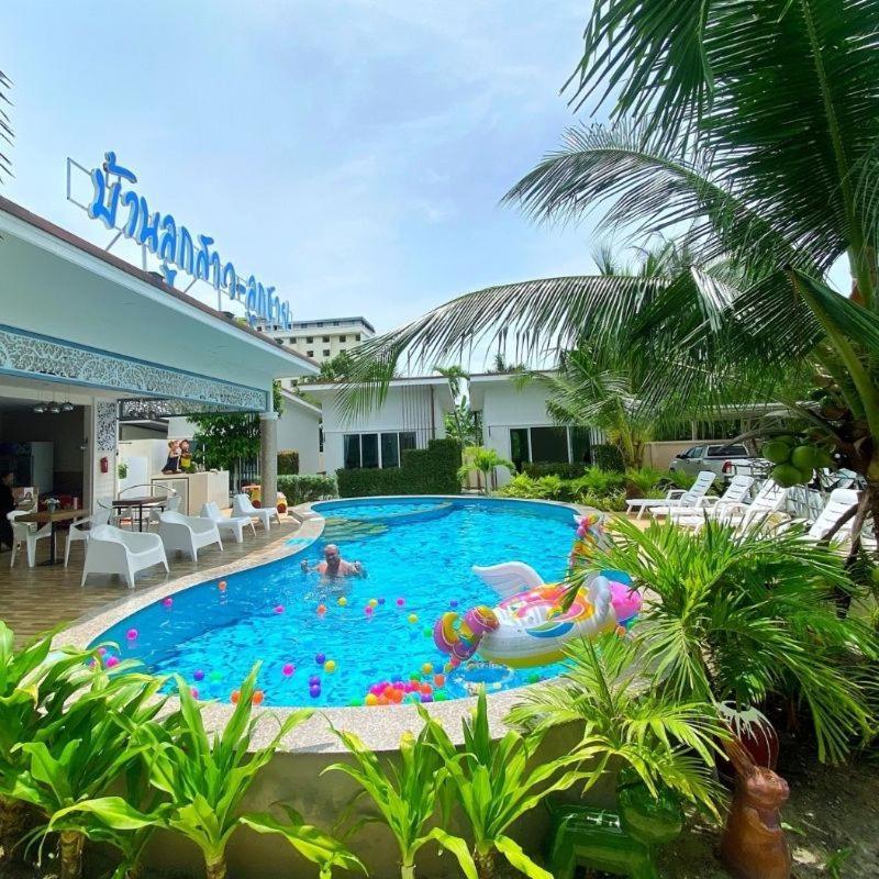 Baanloksouylokchay Hotel HHQ Buitenkant foto